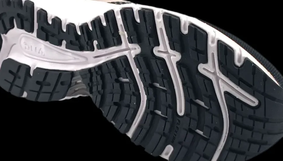 Brooks Defyance 13 black/peach/white