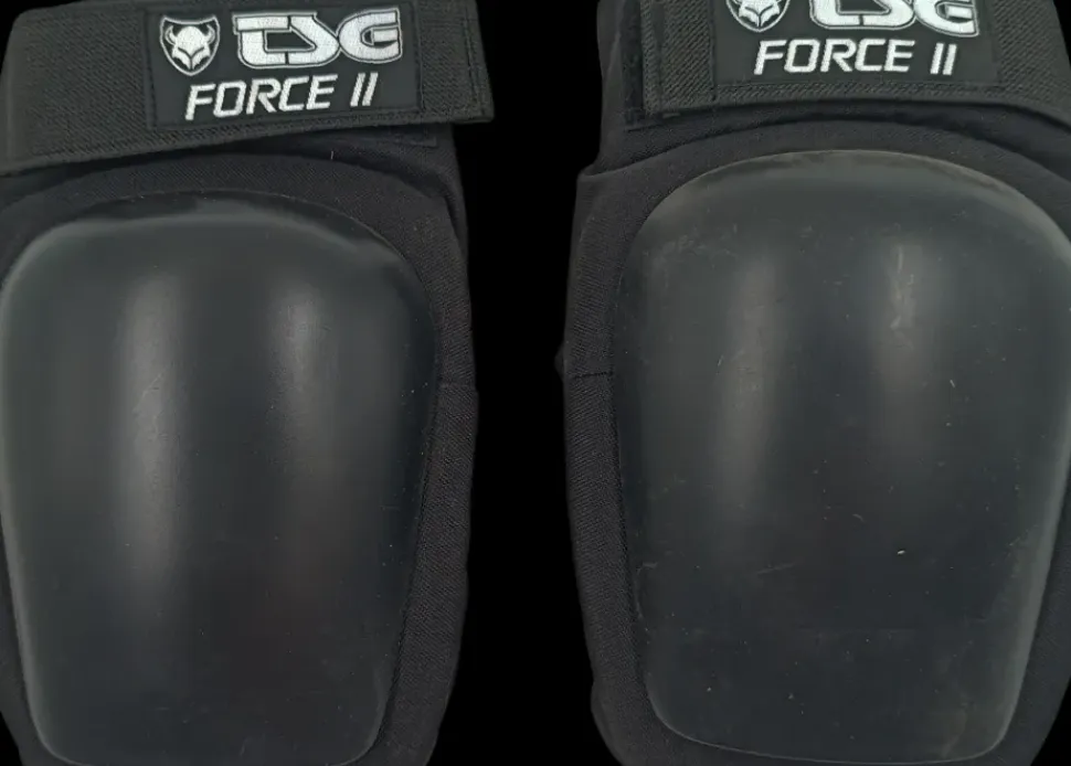 elbowpad force 2
