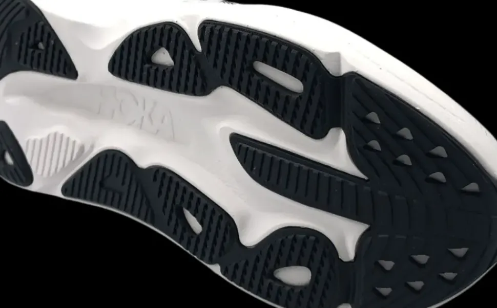 Hoka One One Skyflow black/white