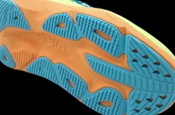 Hoka One One Skyflow frost / solar flare